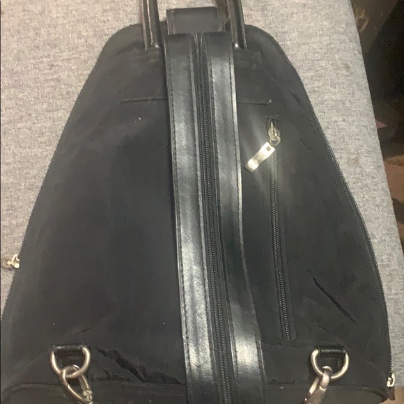 Bagallini Backpack - Picture 2 of 3